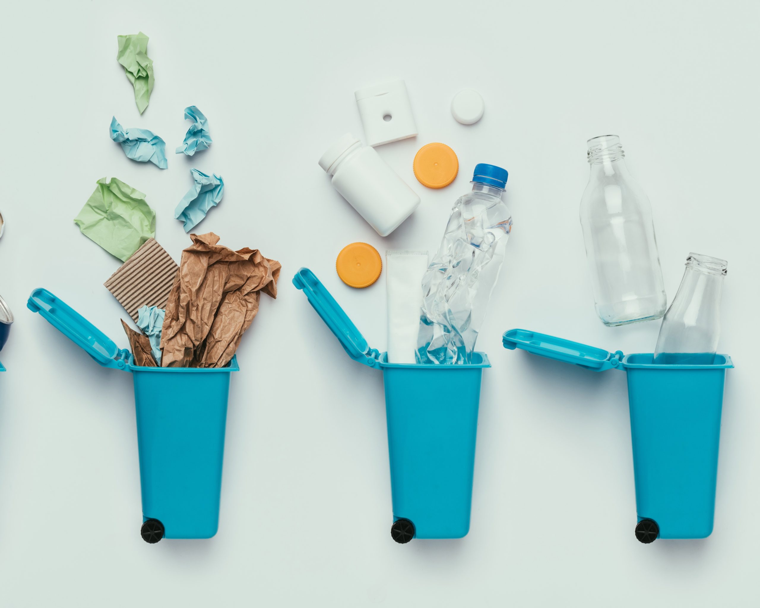 Туристский рынок. По их сбору а также. Сбор лесных ягод. По их сбору а также. Посылки с гуманитарной помощью.